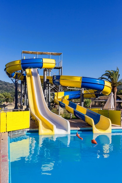 Aquapark amusement rides