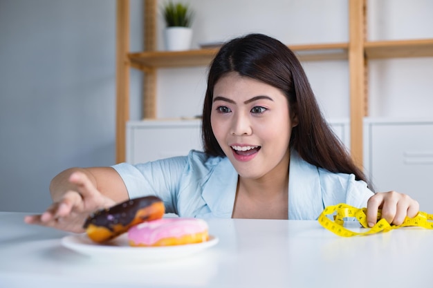 Asian women are aiming to lose weight