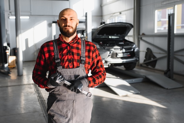 Auto mechanic working at auto repair shop