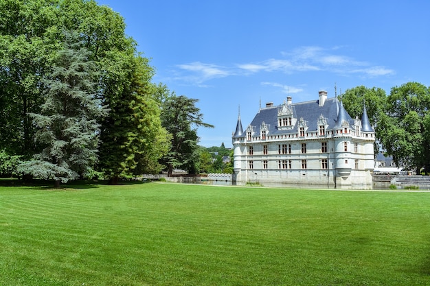 AZAY LE RIDEAU CASTLE