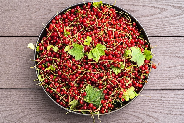 Background with red currants Berries of red currant top view Closeup of red berries