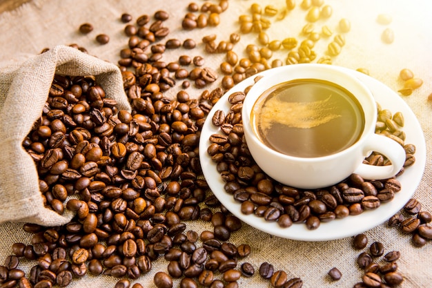 Bag and cup with coffee beans