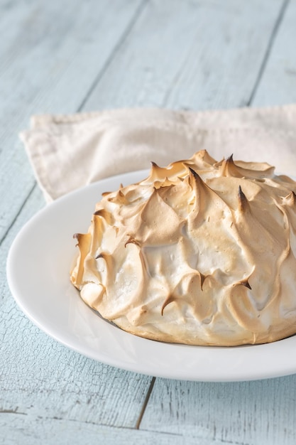 Baked Alaska dessert