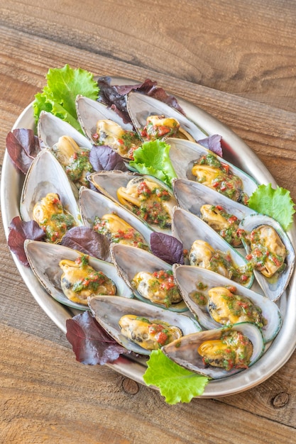 Baked half shell mussels