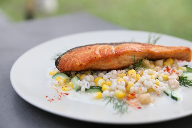 Baked salmon with bean Job's tears salad