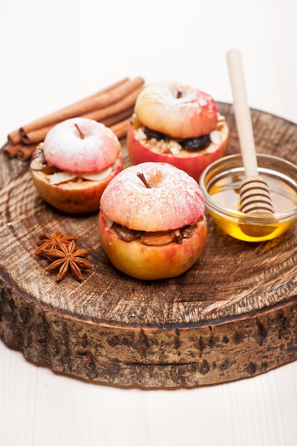 Baked stuffed apples