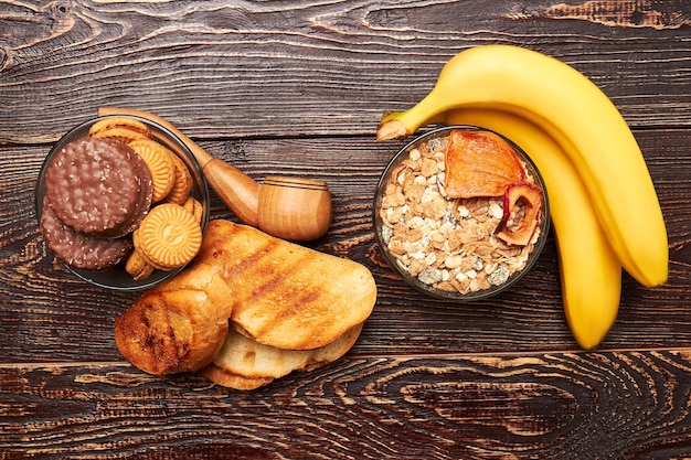 Bananas muesli bread and cookies Victory over overweight