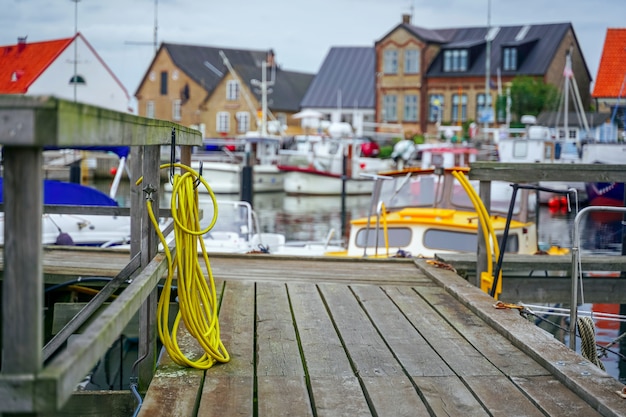 Base for water and power supply for yachts and boats in Sweden