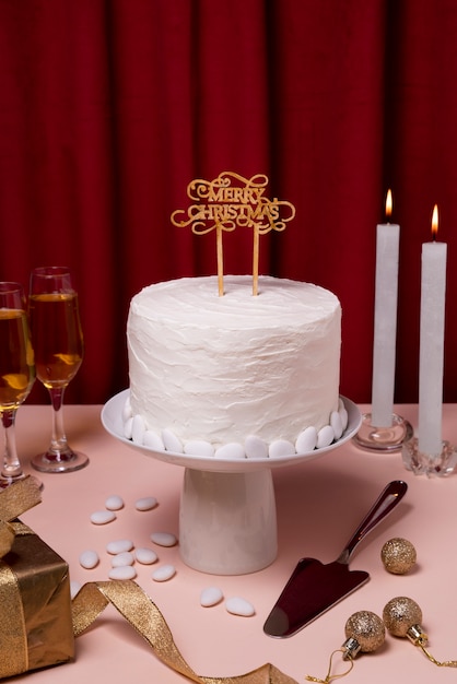 Beautiful and elegant cake topper