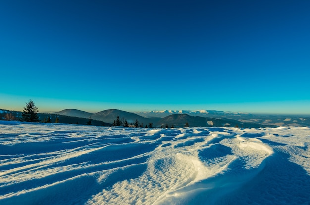 Beautiful mesmerizing view of the ski snow waves