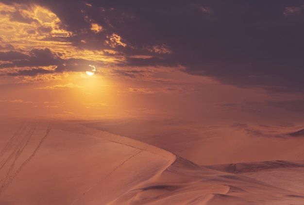 Beautiful sand dunes and dramatic skyin the Namib desert