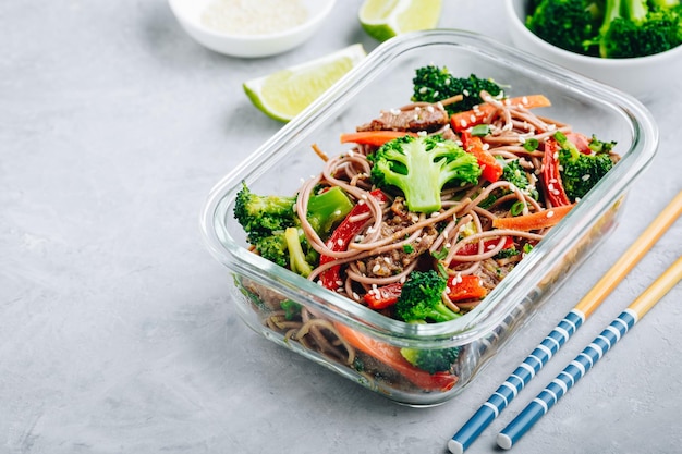 Beef broccoli noodles stir fry meal prep lunch box containers