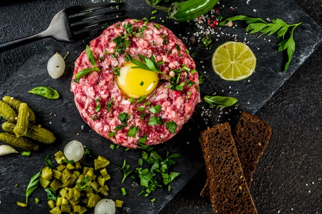 Beef steak tartare