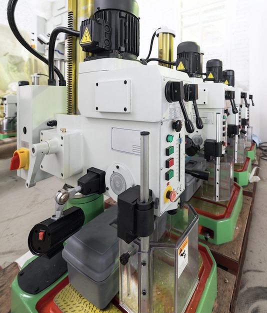 Benchtop vertical drilling machines The machines are arranged in one row