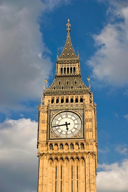 Big Ben clock against summer sky background The iconic timepiece on the top of the Elizabeth Tower