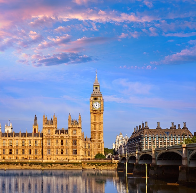 Big Ben Clock Tower and thames river London