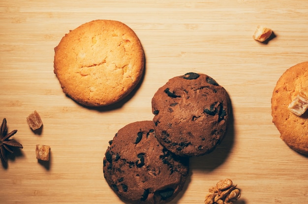 Biscuits with nuts and chicolate