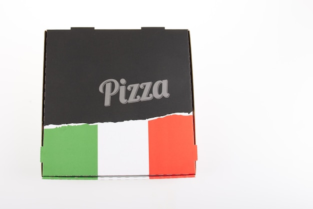 Photo black cardboard pizza box to take with italian flag on lid