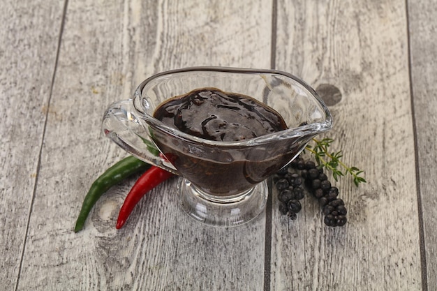 Black pepper sauce for meat