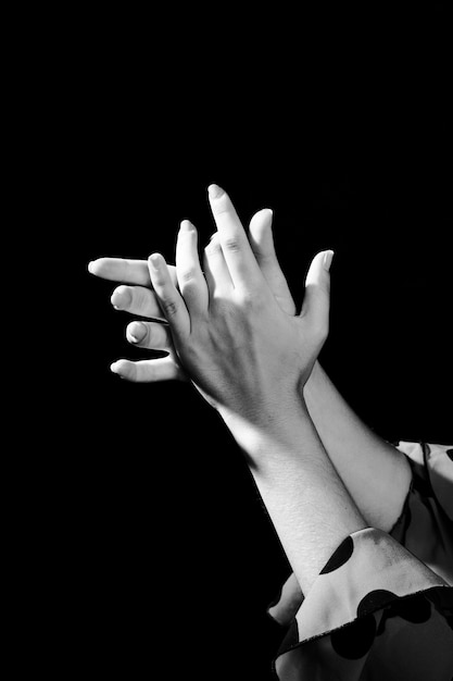 Black and white clapping hands 