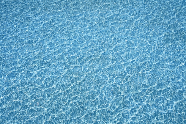 Photo blue pool water transparent texture reflexion and waves