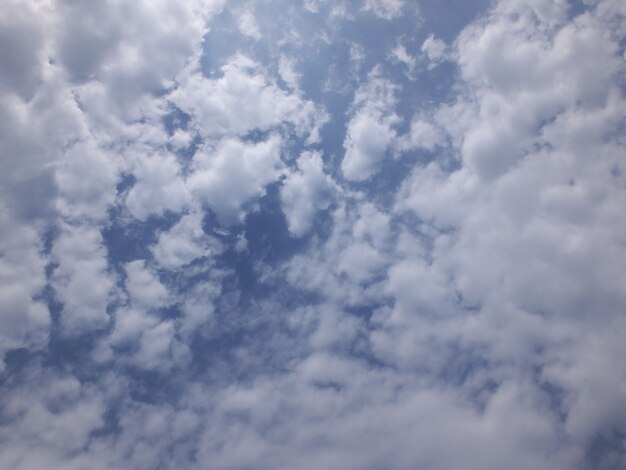 Blue sky and cloud 