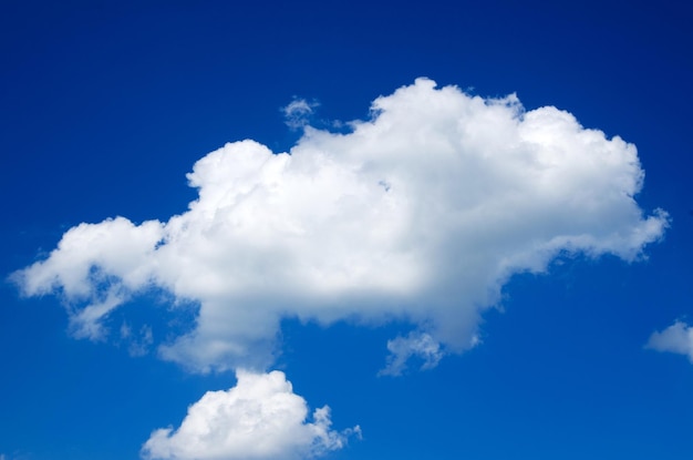 Blue sky with cloud closeup