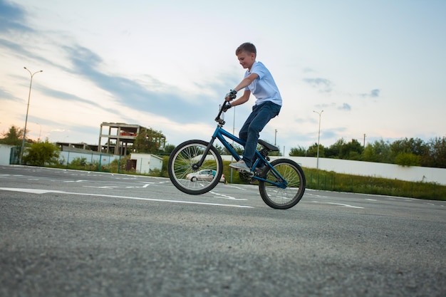 Bmx biking stunts