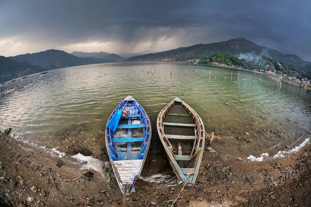 Photo boats near pokhara lake