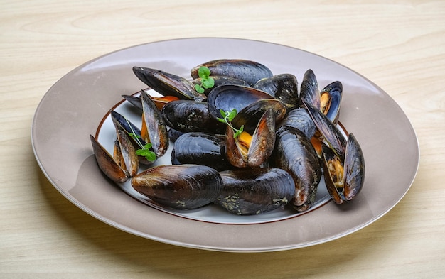 Boiled mussels