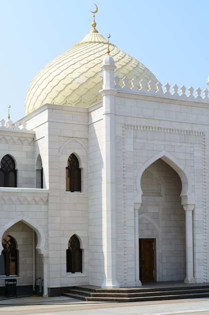 Bolgar city, Tatarstan, Russia : White mosque