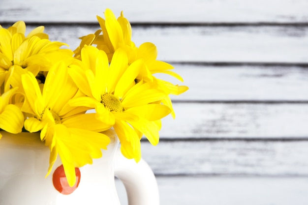 Bouquet of yellow daisies