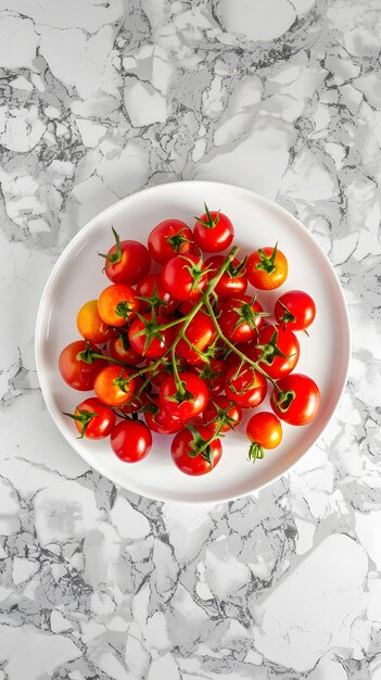 Photo a bowl of cherry tomatoes with a white bowl of tomatoes