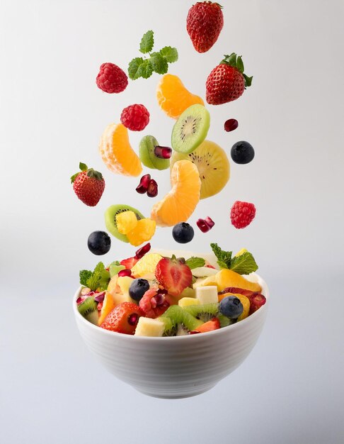 Photo a bowl of fruit with a fruit salad in it