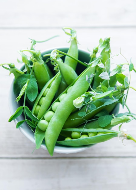 Bowl with sweet pea pods