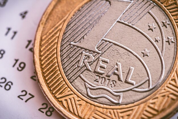 the brazilian coin of 1 real in macro photography