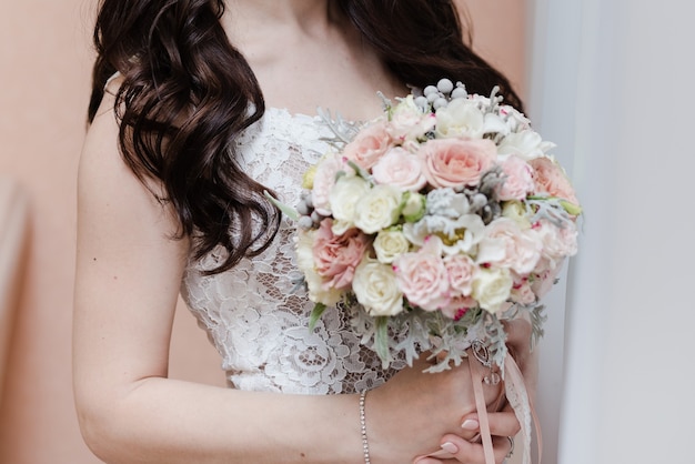 bride holding bouquet wedding day bridal bouquet