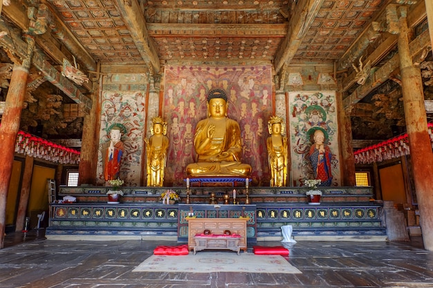 Buddha statue at Bulguksa temple 