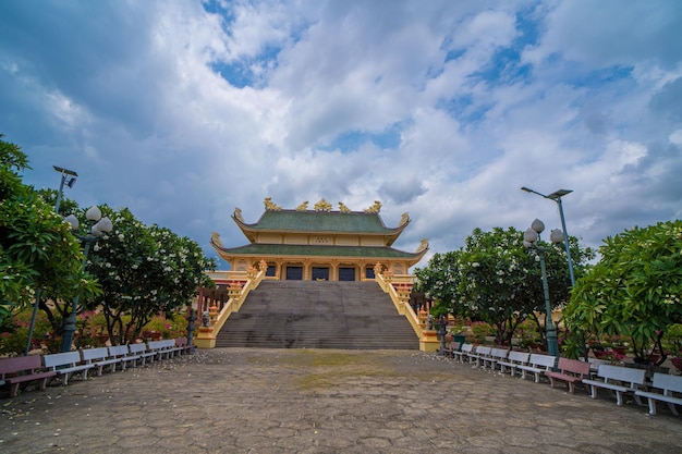 Buddhist Temple in Vietnam Dai Tong Lam Beautiful Architecture presbytery temple Dai Tong Lam