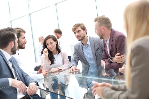 Photo business team discussing the terms of the new contract