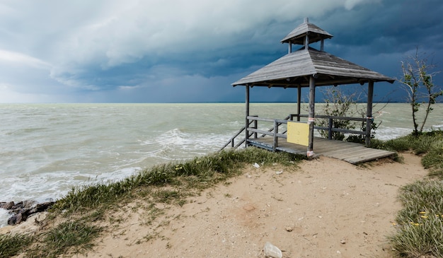 Photo cabin on the shores of the mediterranean sea