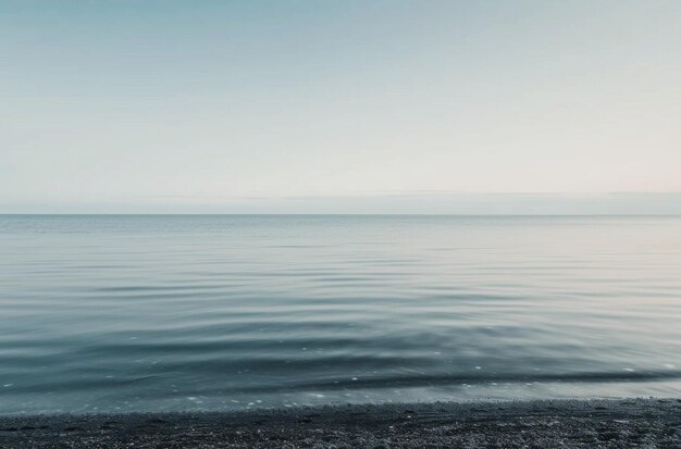 Photo calm ocean at sunrise