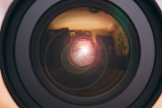 Camera lens with lense reflections.