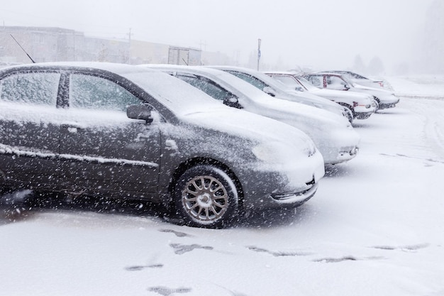 Car parking in the snow