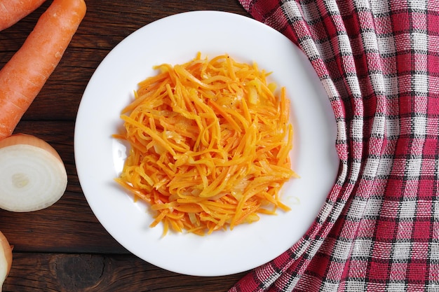 Carrot Salad with Onions