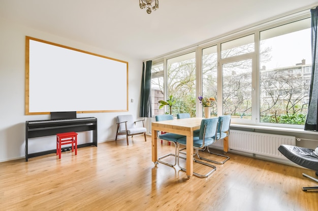 Charming room with large windows