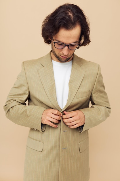 Photo cheerful man spectacled beige suit elegant style lifestyle unaltered