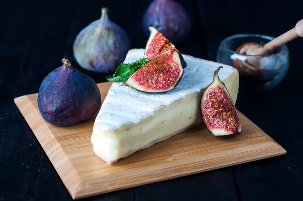 cheese with fig