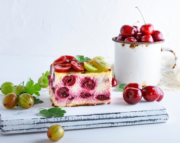 Cheesecake with cherry berries and homemade cottage cheese