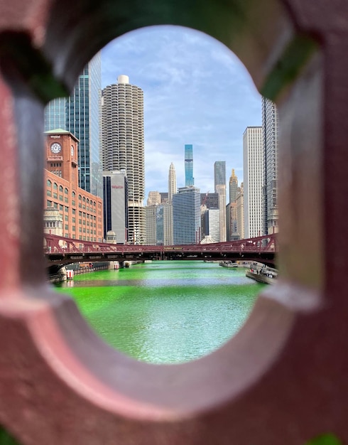 Photo chicago river green st patricks day